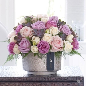 Luxury Rose and Echeveria Arrangement